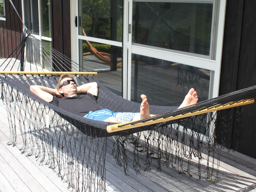 Standard spreader bar hammock - black polyester material