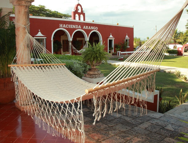 Mexican Spreader Bar Style Hammock - White