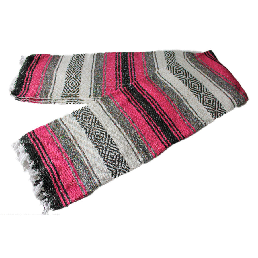 Falsa blanket - pink, black and white