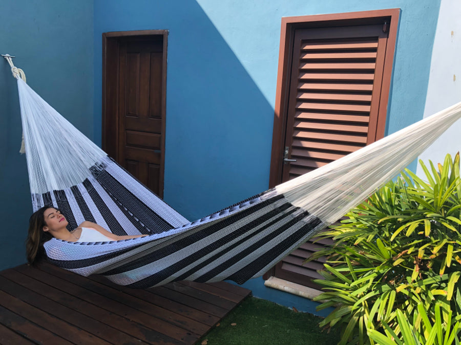 Cielo Woven Hammock - Mexican Handmade - Black and White