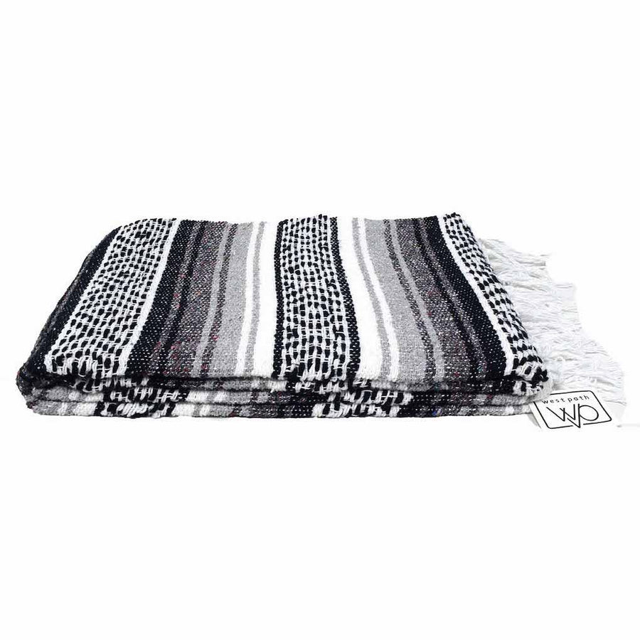 Falsa Mexican made black and white blanket